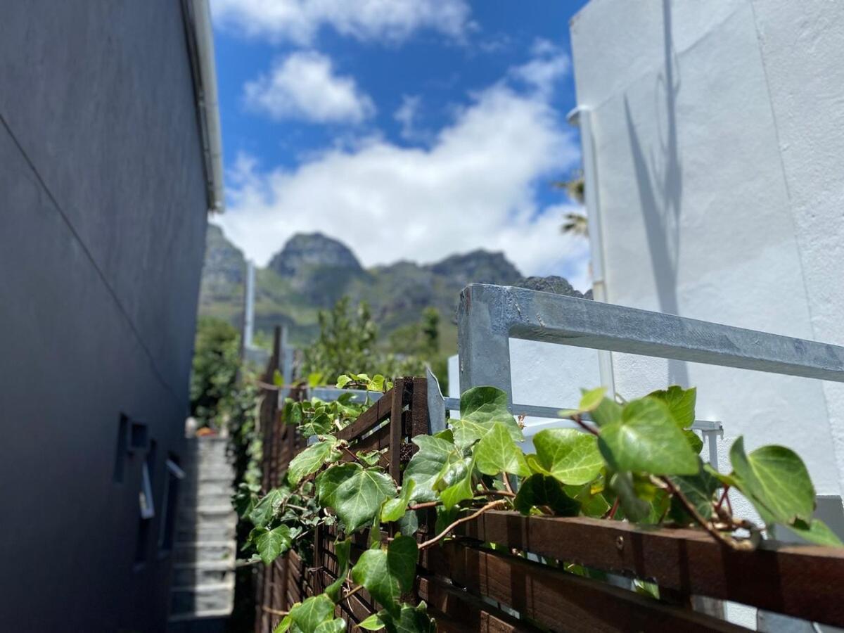 Cozy Retreat In Camps Bay U5 ! * Cape Town